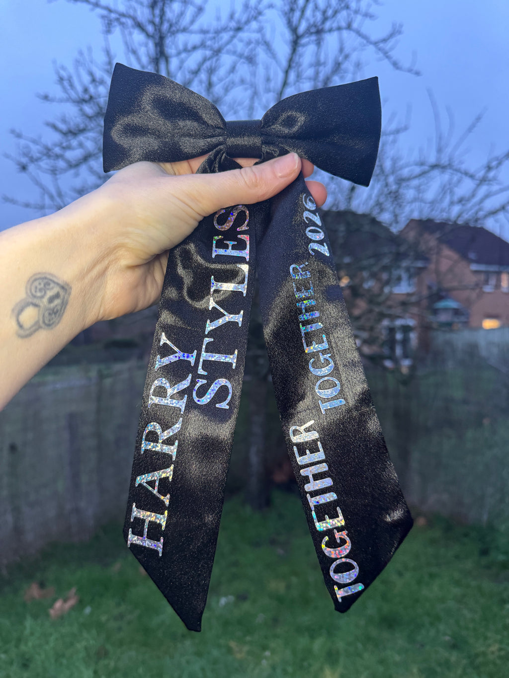 Inspired by Harry styles bow 2027